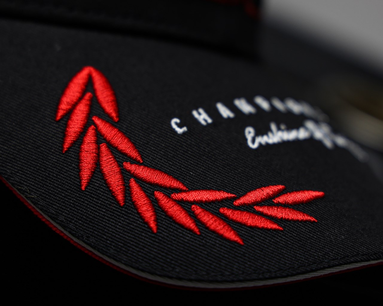 高質感刺繡冠軍帽 TSR x Reveno x ELEVEN 聯名款